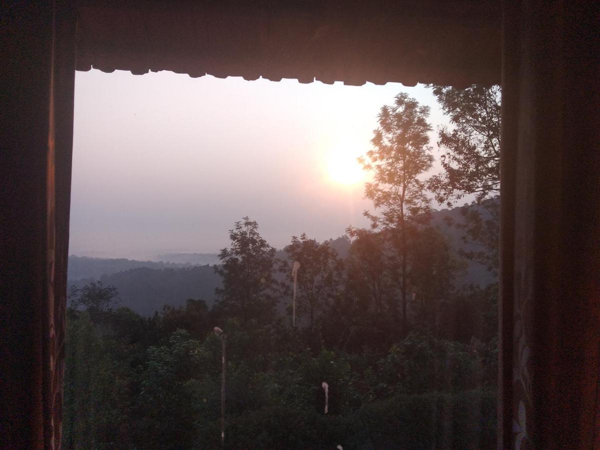 Abiyal Mountain Stay Madikeri Kültér fotó